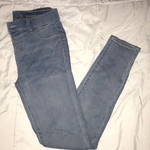 Light blue jeggings